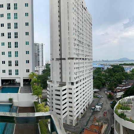 Straits Garden Suites By Yen'S Sojourn George Town Exterior foto